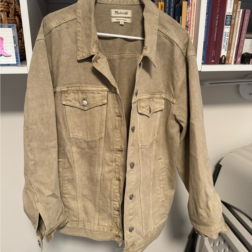 Madewell oversized denim trucker jacket